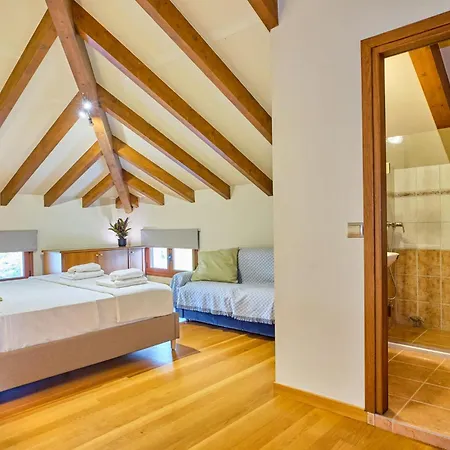 Utopia Villa Litheres